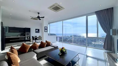 复式公寓 — Sunset Plaza Condominium